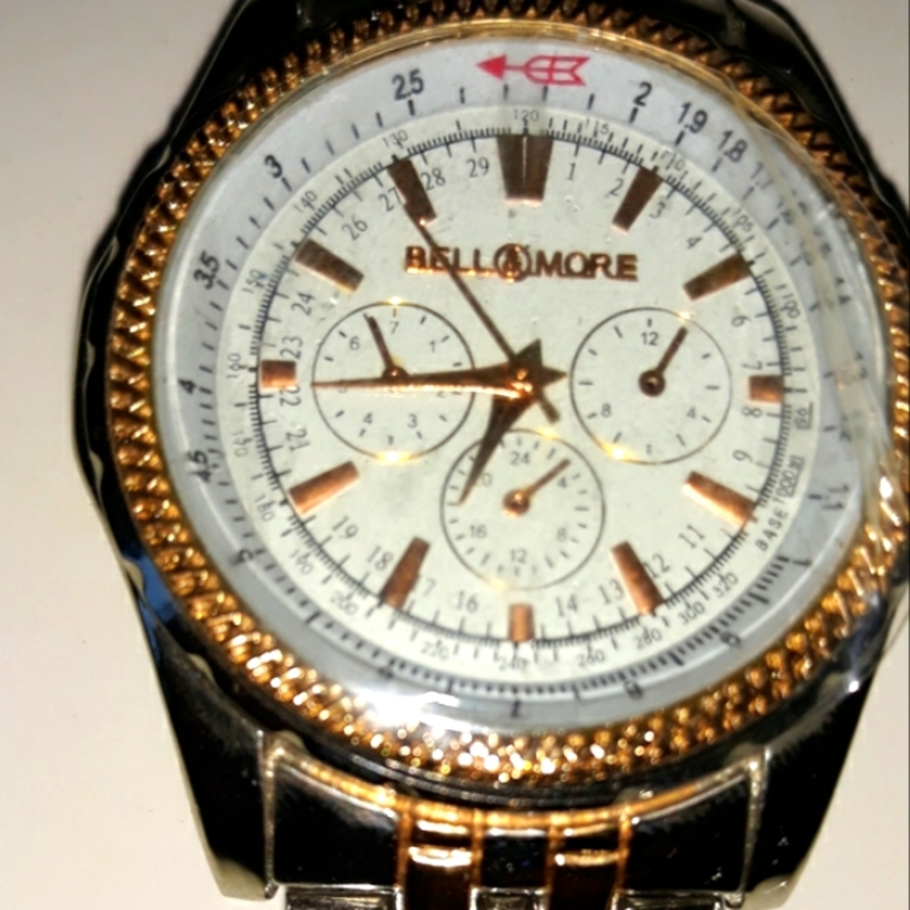 Brand new "Bell&more" Mens Stainless Steel Watch With battery.